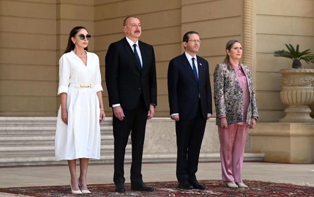 israil-prezidentinin-resmi-qarsilanma-merasimi-oldu