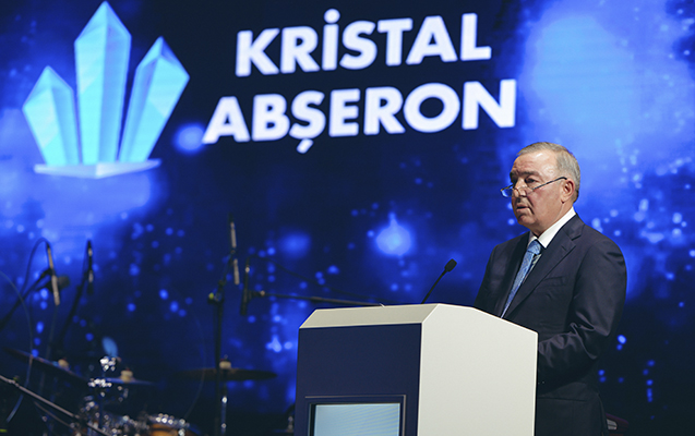 kristal-abseron-20-yasini-qeyd-edir
