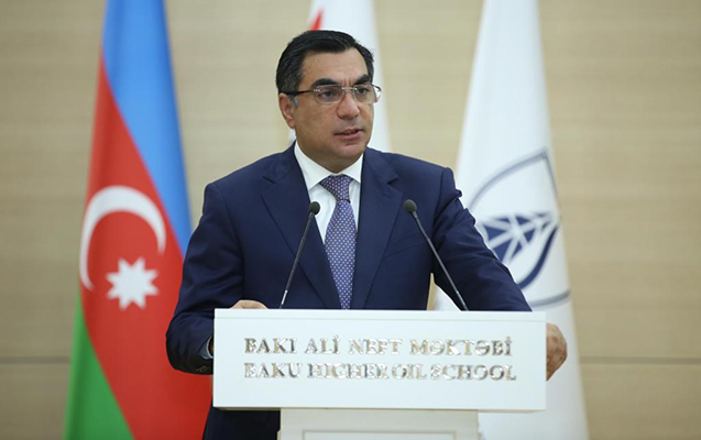 banm-de-beynelxalq-elmi-konfranslarin-qalibleri-mukafatlandirildi