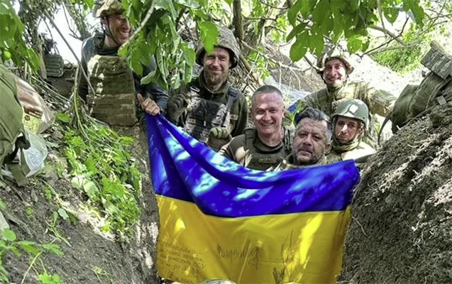 ukraynali-herbciler-novodarovka-kendini-azad-edib