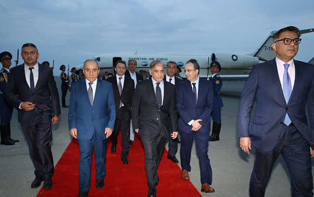 pakistanin-bas-naziri-azerbaycana-geldi