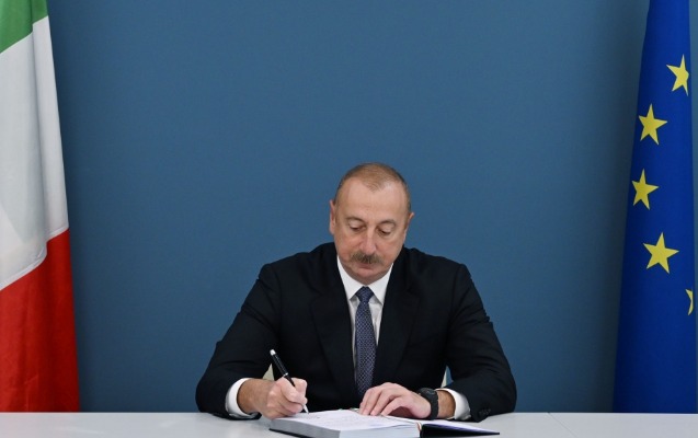 ilham-eliyev-italiya-sefirliyine-getdi-bassagligi-verdi