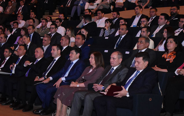 bakida-dunya-azerbaycanli-tebiblerinin-i-simpoziumu-kecirilir
