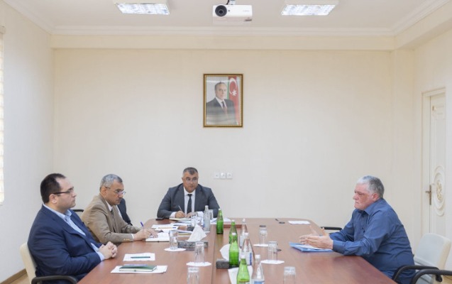 mecnun-memmedov-goygolde-vetendaslarla-gorusdu