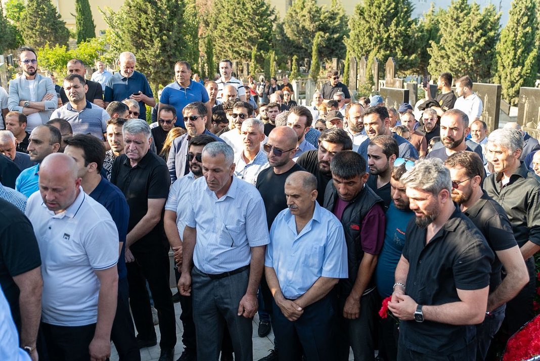 Şeyx Mənsimovun atasının yas mərasimində - FOTOLAR