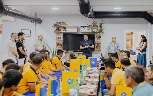 bayram-gunu-qazi-emekdaslarina-surpriz-etdiler