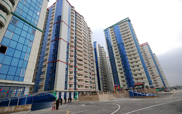 akkordun-binasinda-lift-qirildi