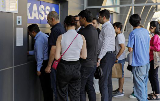 abseron-dairevi-demir-yolu-xettinde-kagiz-biletlerin-satisi-dayandirildi