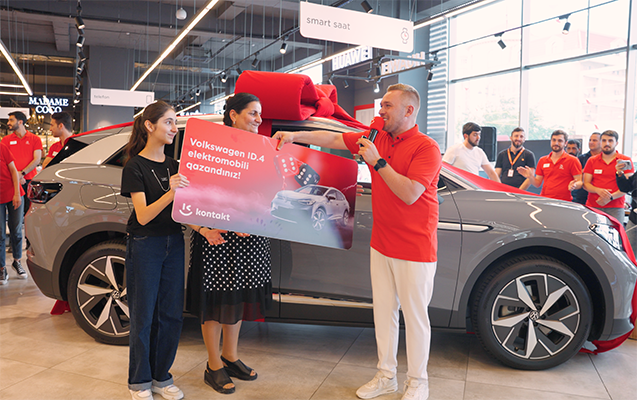 kontaktin-qebele-magazasindan-soyuducu-alib-elektromobil-uddular