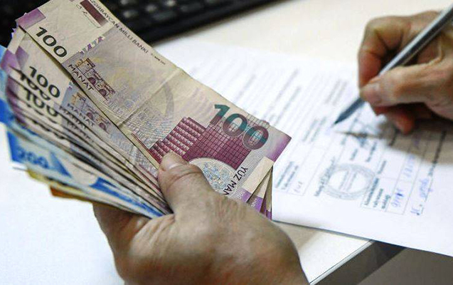 rusvetle-saxta-sened-veren-hekim-ev-dustagi-oldu