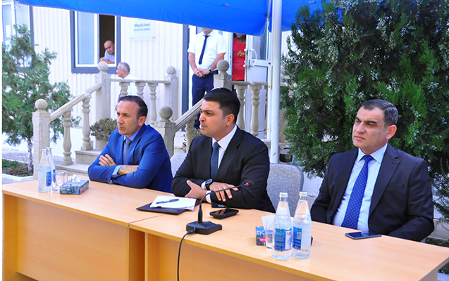 neftcalanin-icra-bascisi-vetendaslarin-problemlerini-dinleyib