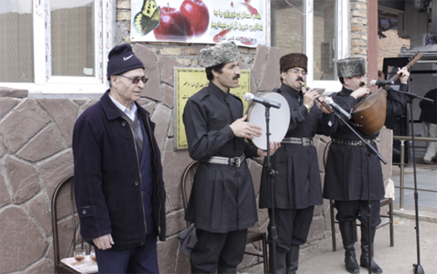etnik-azerbaycanlilar-irandaki-kutlevi-etiraz-qurbanlarinin-xatiresini-yad-edibler