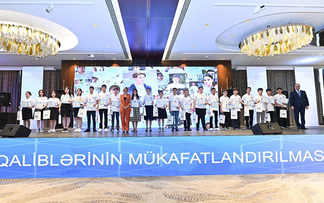 kapital-bank-in-desteyi-ile-kecirilen-olimpiadanin-qalibleri-teltif-edildi