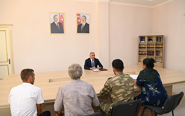 vuqar-ehmedov-agdamda-vetendaslari-qebul-etdi