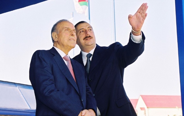 bizim-ucun-murekkeb-dovr-idi-lakin-ailemiz-bir-yerde-idi