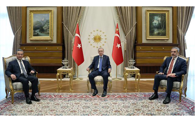 erdogan-cinli-nazirle-bu-meseleleri-muzakire-etdi