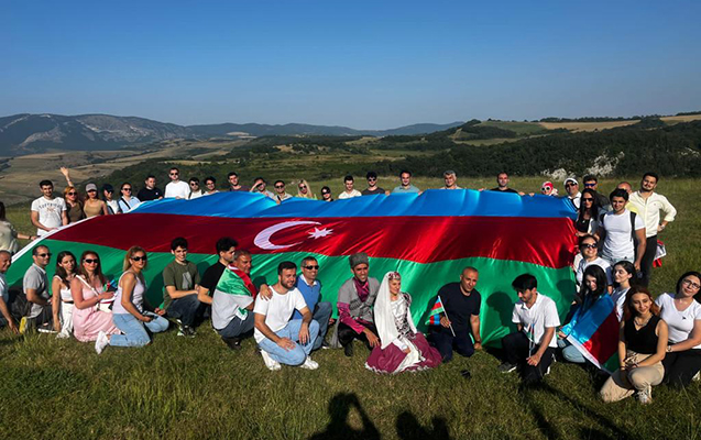diaspor-numayendelerinin-susaya-10-cu-seferi