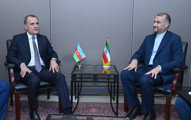 azerbaycan-ve-iran-xin-bascilari-bu-meseleleri-muzakire-etdi