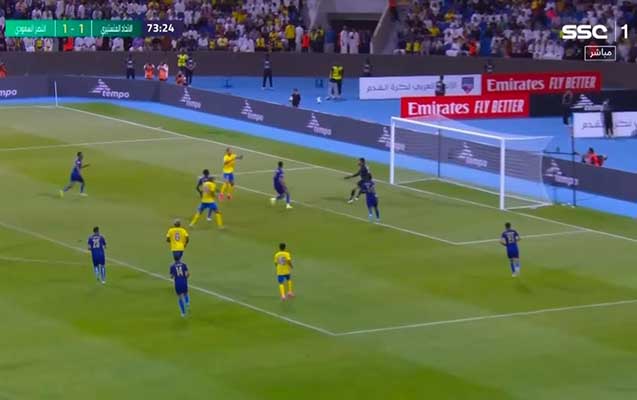 ronaldo-bu-qolu-ile-yeni-rekorda-imza-atdi