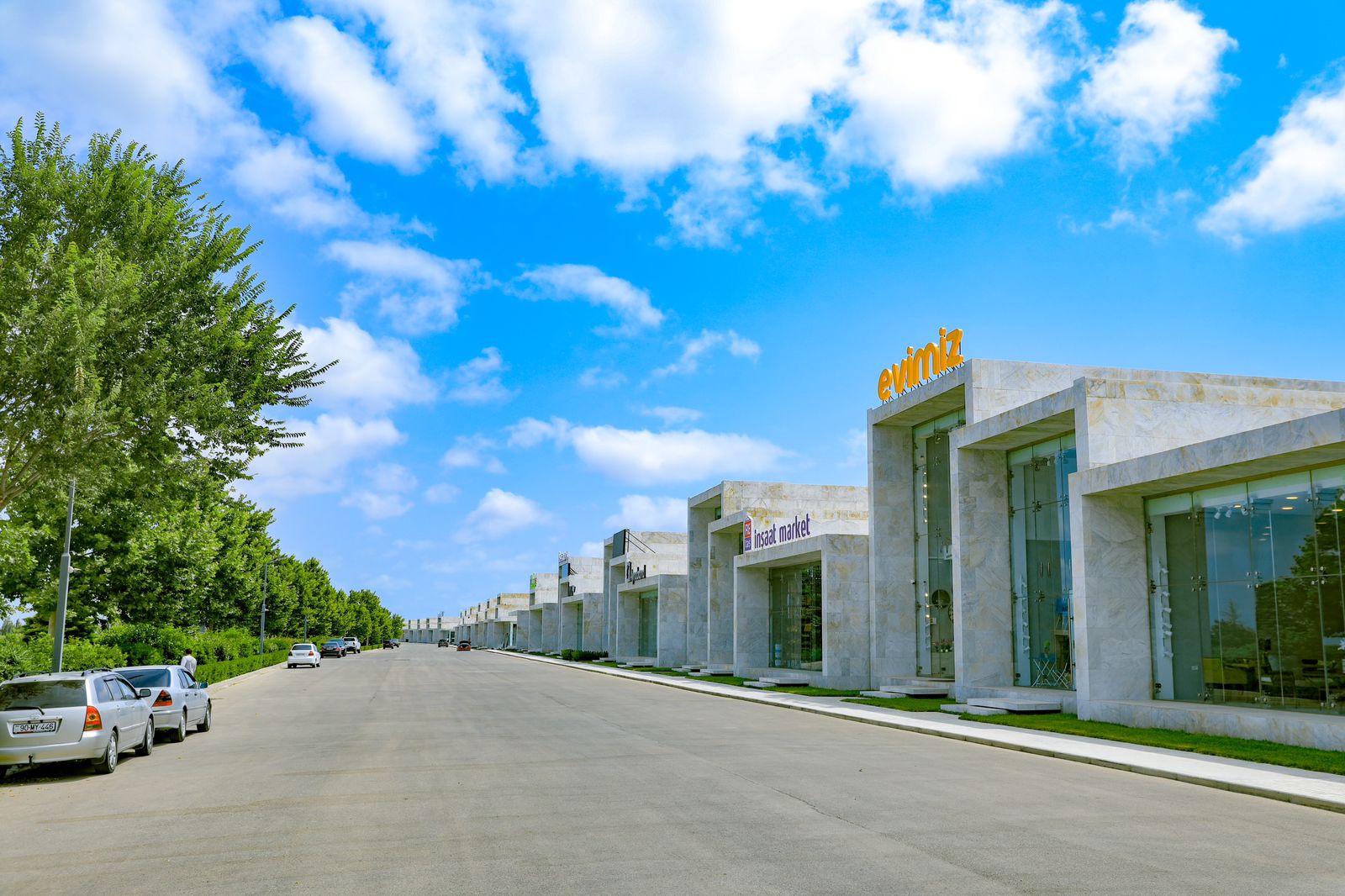 “Gala Shopping Village” artıq xidmətinizdədir!