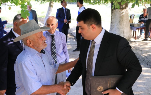 neftcalanin-icra-bascisi-seyyar-qebul-kecirdi