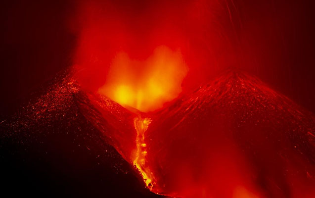 Etna vulkanına görə uçuşlar dayandırıldı