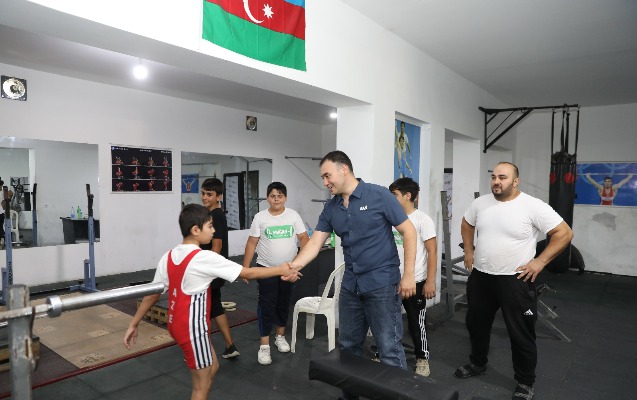 sabirabadda-agir-atletika-mektebinin-yaradilmasinin-bir-ili