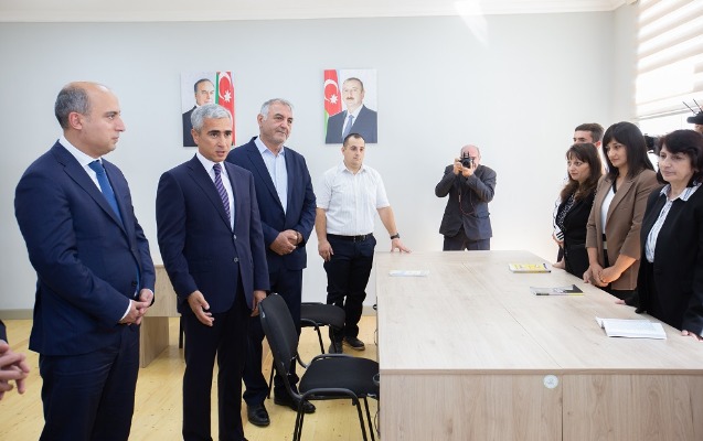 heyder-eliyev-fondunun-goycay-ismayilli-ve-qebelede-insa-etdiyi-mektebler-istifadeye-verildi