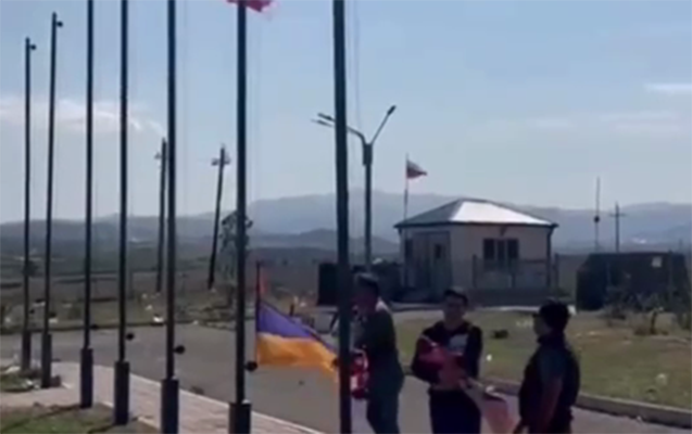 Xocalı aeroportundakı Ermənistan bayrağı endirildi