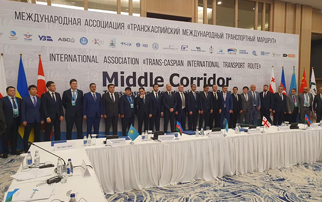 transxezer-beynelxalq-neqliyyat-marsrutu-beynelxalq-assosiasiyanin-10-illik-yubileyi-kecirildi