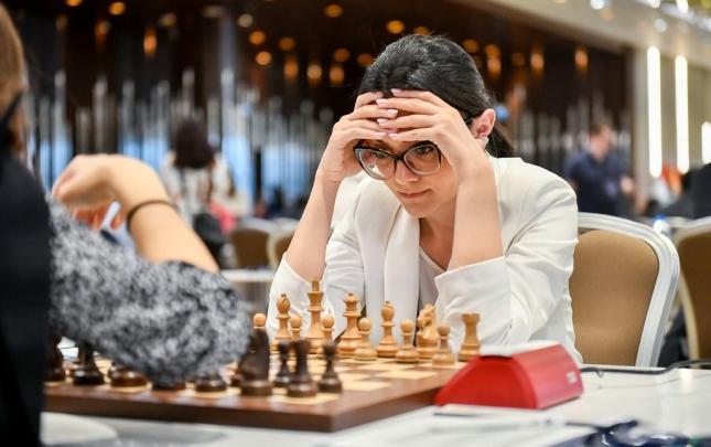 govher-dunya-cempionu-oldu