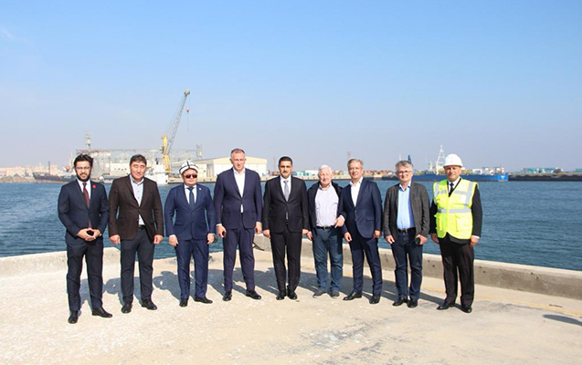 xarici-olkelerin-azerbaycandaki-sefirleri-hovsan-limanini-ziyaret-etdiler