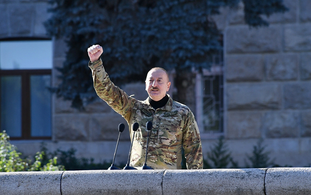 bugunku-tarixi-paradin