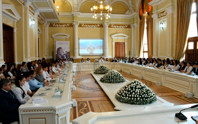 baki-mekteblilerinin-muellifi-oldugu-novbeti-kitab-cap-edildi