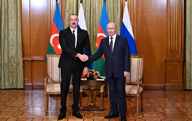 putinden-ilham-eliyeve-tebrik-zengi