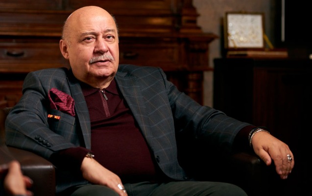 prezidentden-elbay-qasimzade-ile-bagli