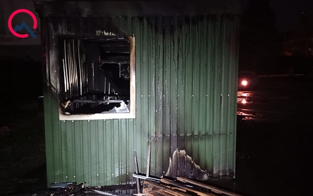 gence-seher-stadionunun-erazisinde-yangin