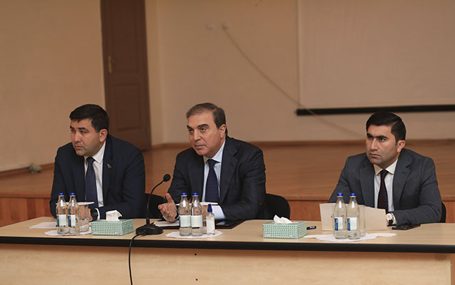 niyazi-bayramov-novbeti-vetendas-qebulu-kecirdi