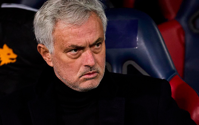 mourinyo-istefaya-gonderildi