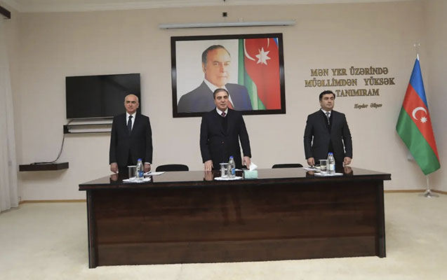 gencede-novbeti-seyyar-qebul-kecirildi
