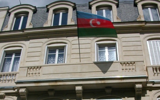 fransadaki-sefirliyimizden-cagiris