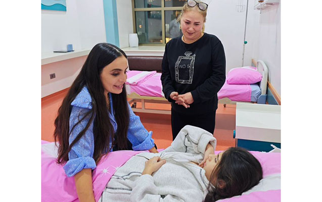 leyla-eliyeva-usaq-onkologiya-klinikasinda-olub