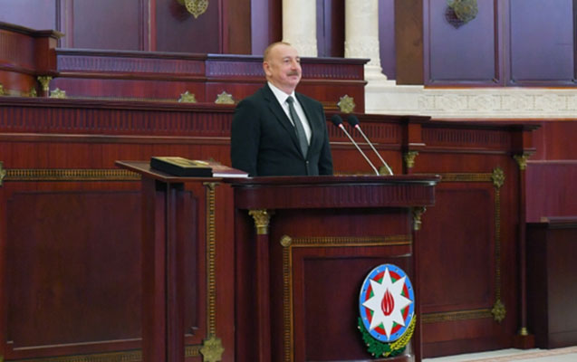 eger-kimse-hesab-edir-ki-bizden-el-cekecekler-sehv-edir