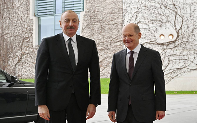 olaf-solts-ilham-eliyevi-tebrik-etdi