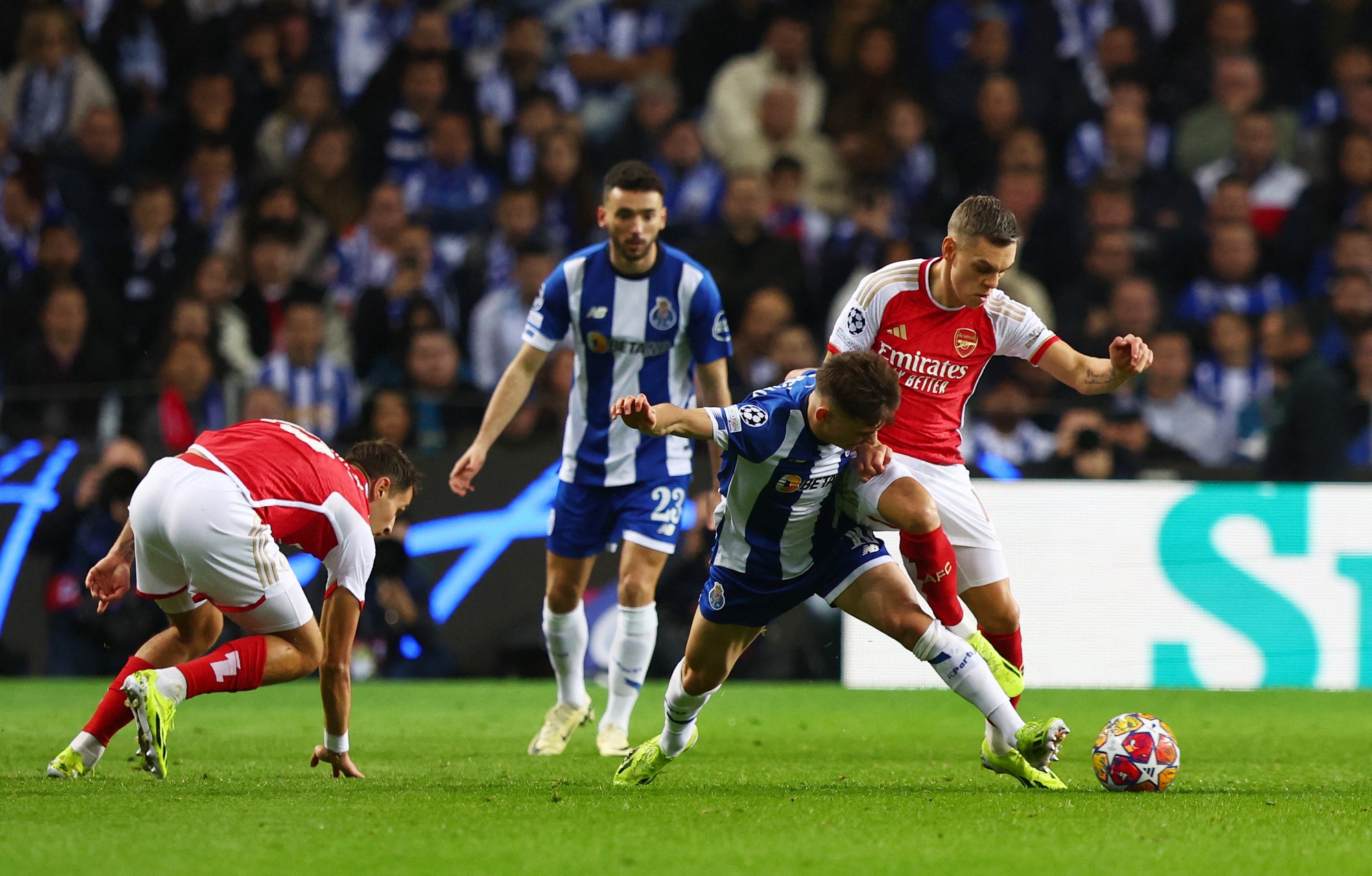 arsenal-portuya-bele-uduzdu