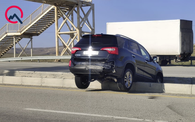 baki-samaxi-yolunda-avtomobiller-toqqusdu