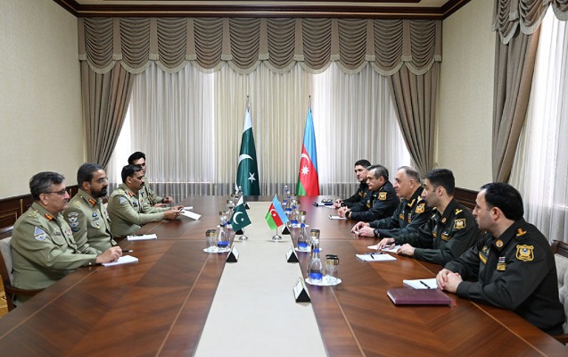 azerbaycan-pakistan-herbi-emekdasligi-muzakire-olundu