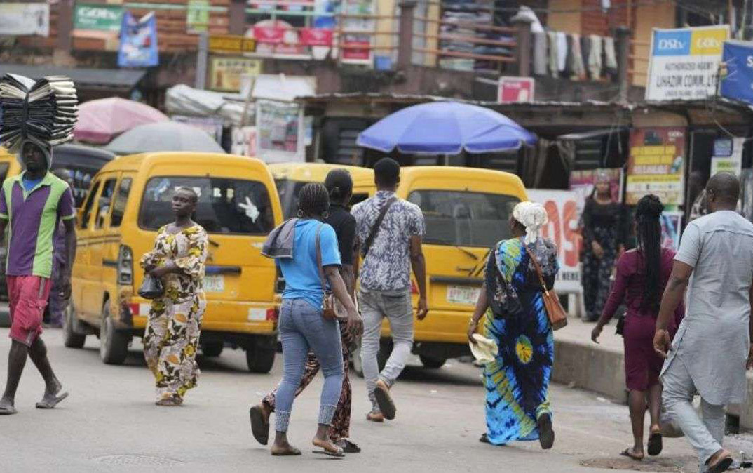 nigeriyada-87-nefer-silahli-sexsler-terefinden-qacirildi