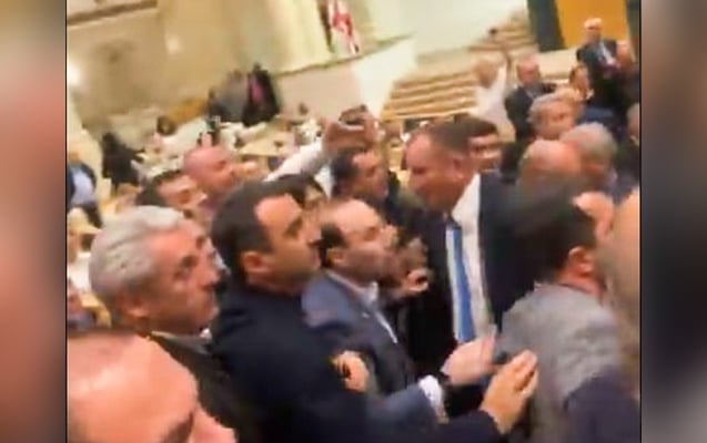 gurcustan-parlamentinde-yene-dava-dusdu