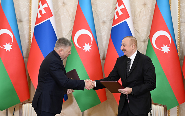 azerbaycan-slovakiya-senedleri-imzalandi